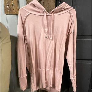 Live well sweatshirt